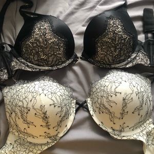 Victoria Secret Bombshell plunge bras